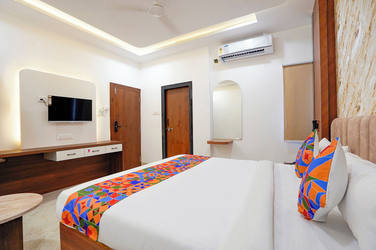Room 5, Fabhotel Seemansh, Indore
