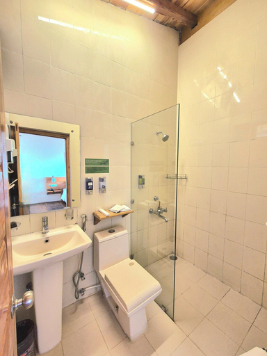 Bathroom 5, Yak and Yeti Inn, Almora