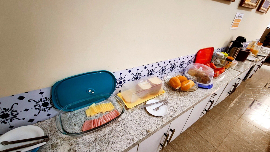Food & Drinks 4, Tanan Hostel, São Luis