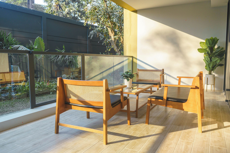 Terrace/patio 2, Laguna Beachside residences apartamens, Pulau Phuket