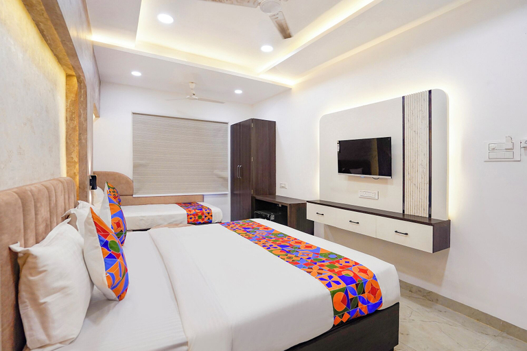 Room 4, Fabhotel Seemansh, Indore