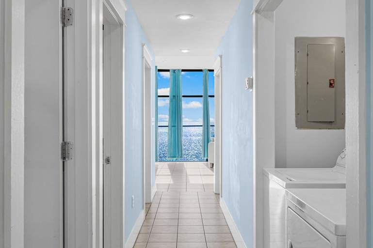 Room 3, Seahaven Penthouse, Bay