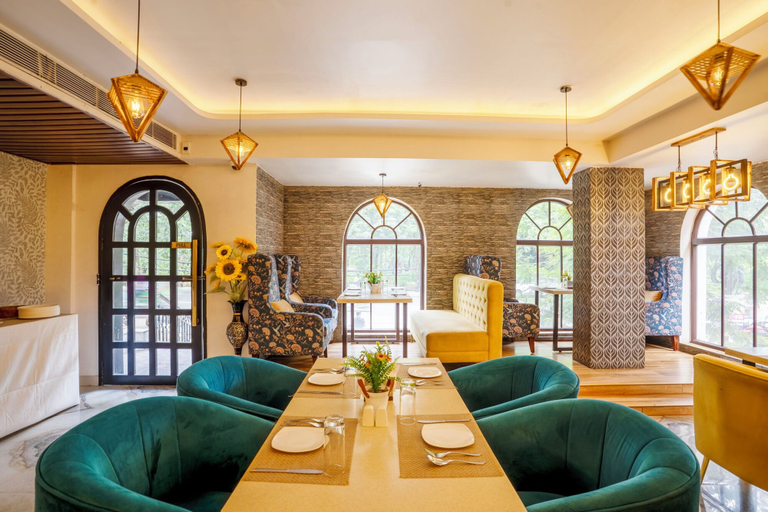 Restaurant 5, Treebo Golden Leaf, Ranchi