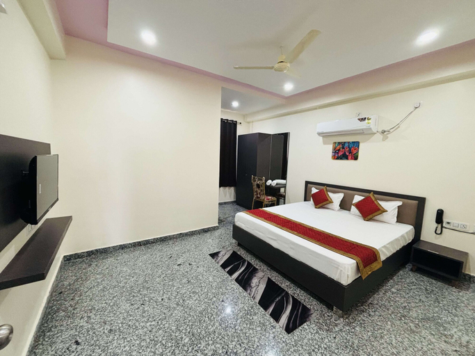 Room 2, Paras Resort, Pali