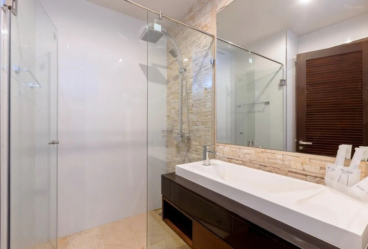 Bathroom, 2BR comfort Bangtao Nightlife C178, Pulau Phuket