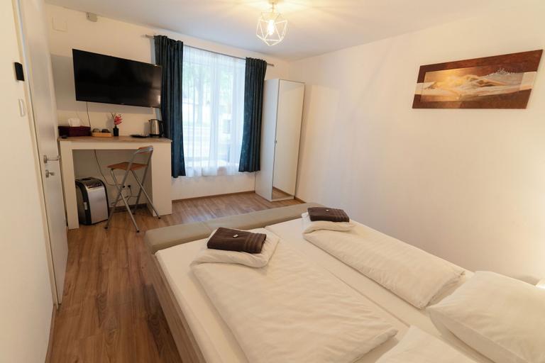 Bedroom 4, ALPINpelso, Tamsweg