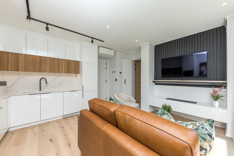 Private kitchen 2, Aan de Meul Luxury Apartments, Cape Winelands