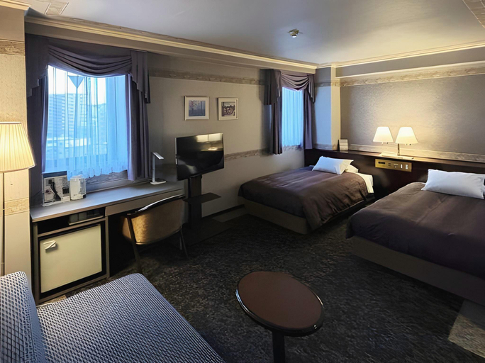 Bedroom 2, Kurume Station Hotel, Kurume