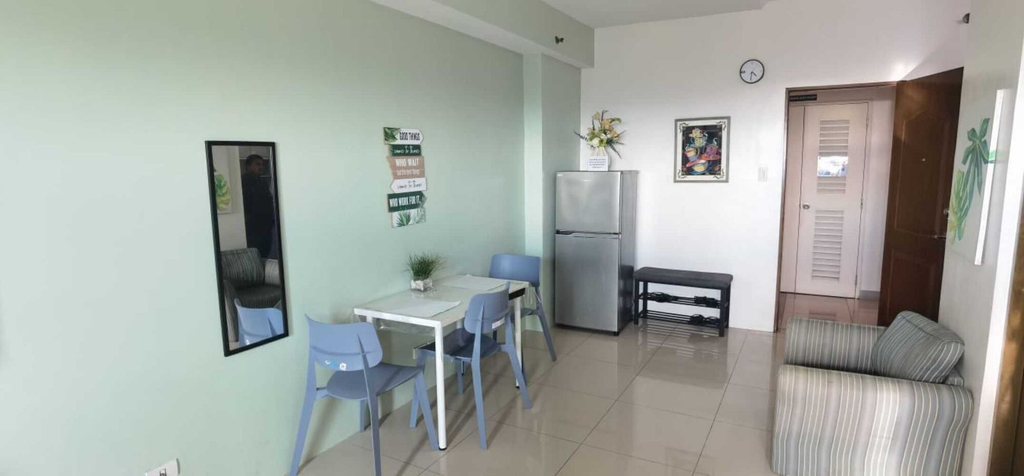 Room 5, OYO 1172 MVM Transient House, Makati City