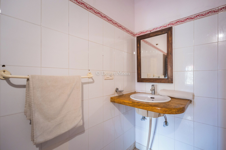 Bathroom 4, Hotel Desert Moon, Jaisalmer