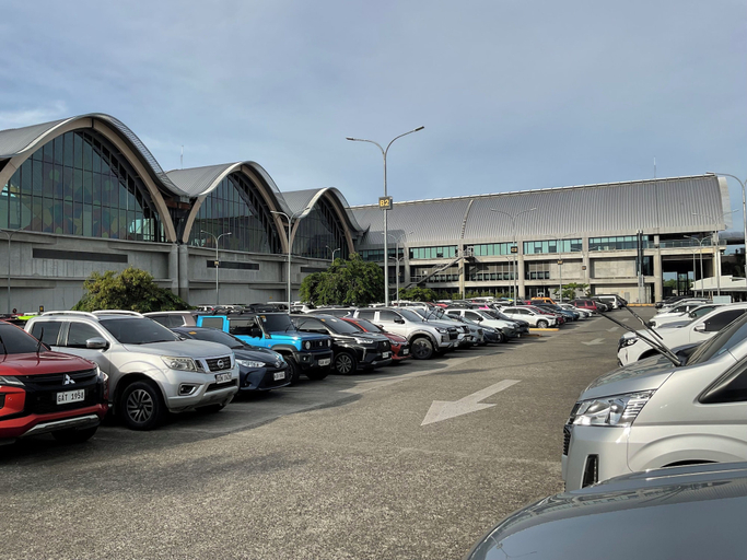 Parking, Sakura Capsule Hotel Cebu, Lapu-Lapu City