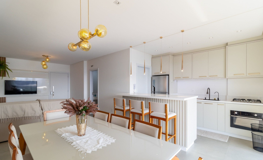 Dining 5, New Apartment 150m From Pereque Beach Cle1202, Porto Belo