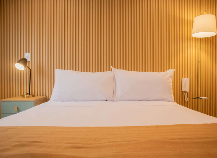 Room 2, w Bright 3BR w Balcony in Vibrant Miraflores, Lima