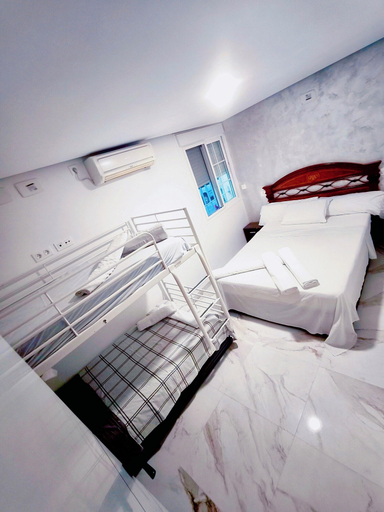 Room 4, Airbhouse Prívate Rooms & Triana, Sevilla