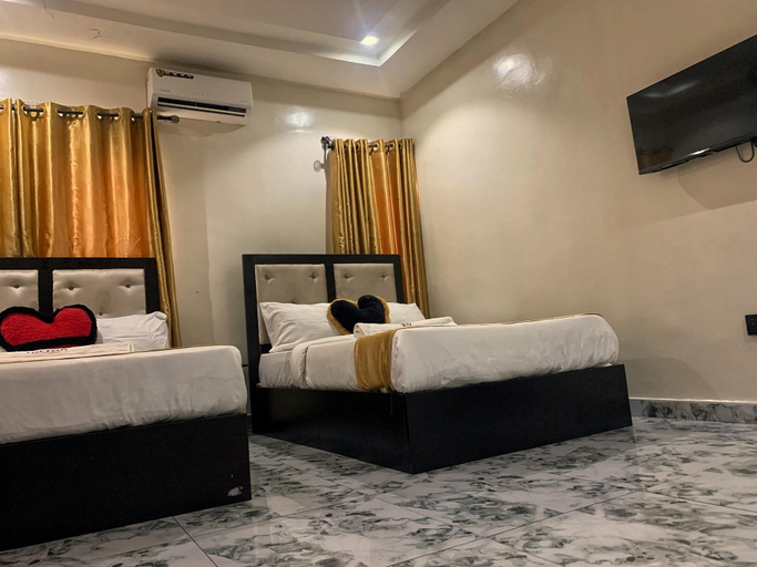 Room 5, Hilton Garden Hotel, Udenu