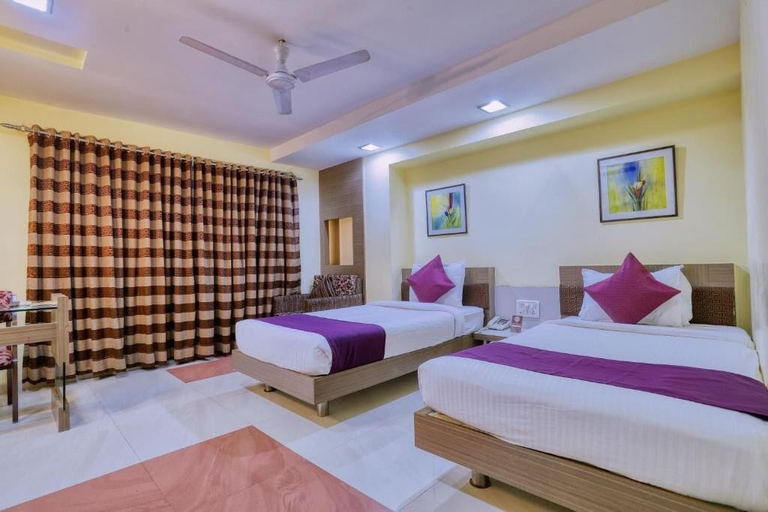 Bedroom 3, Hotel Amrit Residency, Indore