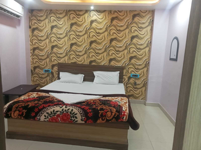 Room 2, Hotel Regal Heights, Deoghar