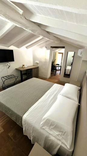 Room 4, Residenze del borgo, Pavia