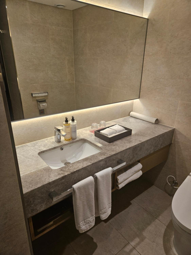 Bathroom 5, Hotel Inter-Burgo EXCO, Buk