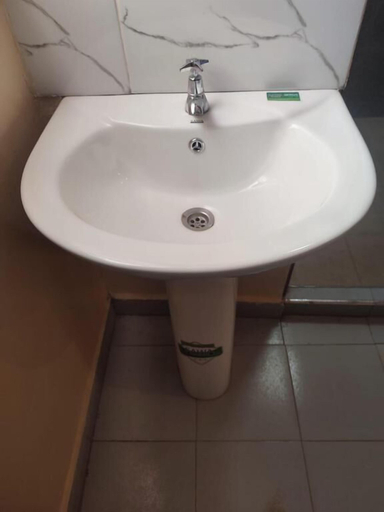 Bathroom 4, Gardens Executive Suites, Kikuyu