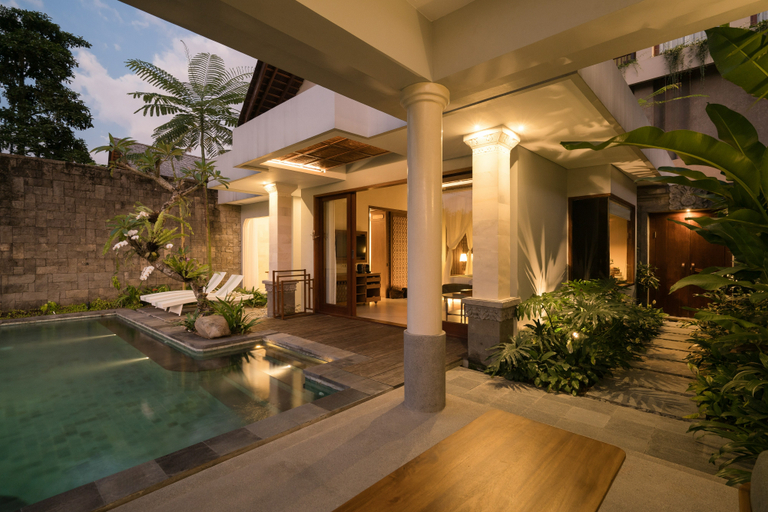 pool 20