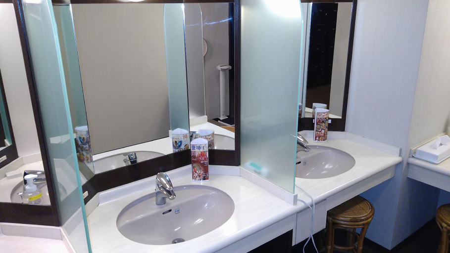 Bathroom 4, Route Inn Grantia Dazaifu, Dazaifu