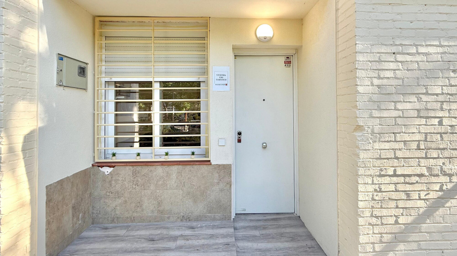 Front of property, Naffah Apartments II, Madrid