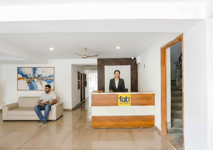 Public Area 3, Fabhotel Raahi Retreat, Gurgaon