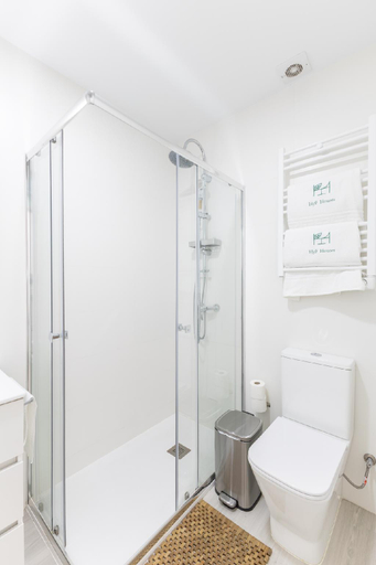 Bathroom 3, Moncloa Apartment Nº 6 con Parking opcional, Madrid
