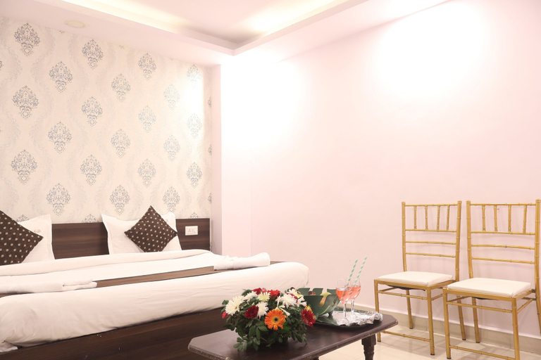 Room 3, HOTEL GOLDEN TREE, Bhopal