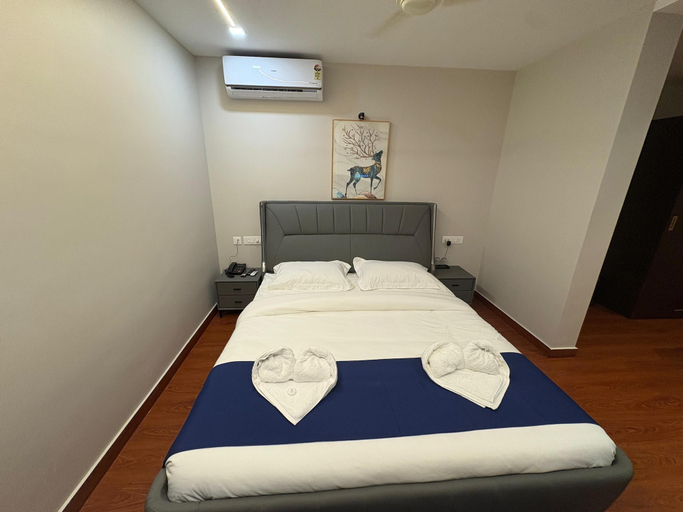 Room 5, Kanak Residency Kuthuparamba, Kannur