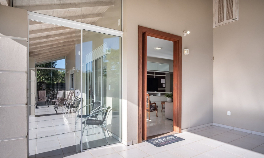 Interior 5, Quiet Site 2.7 km From the Beach of Rosa Stg2085, Garopaba
