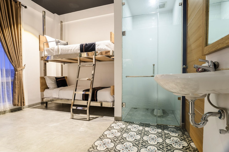 Bathroom 3, Collection O 2627 Ratamya Co-living, Yogyakarta