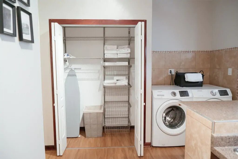 Laundry, 2BR Apt - Central Modern, Cook