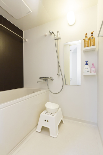 Bathroom 3, Jesus Square Nipponbashi, Osaka