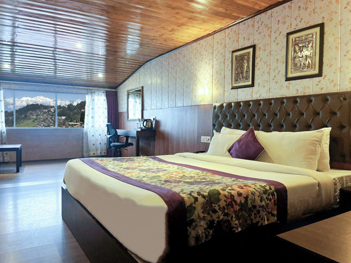 Room 3, Mount Thistle Boutique Hotel, Darjiling
