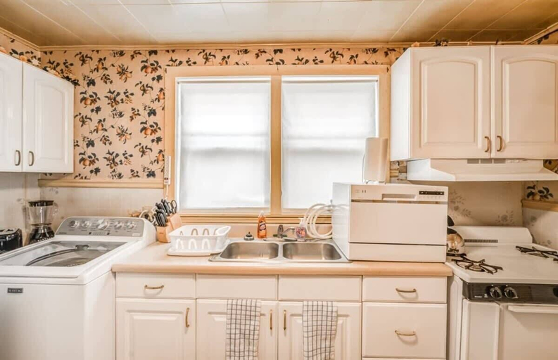Private kitchen 4, Garland Haven Hideaway Unit A, Shelby