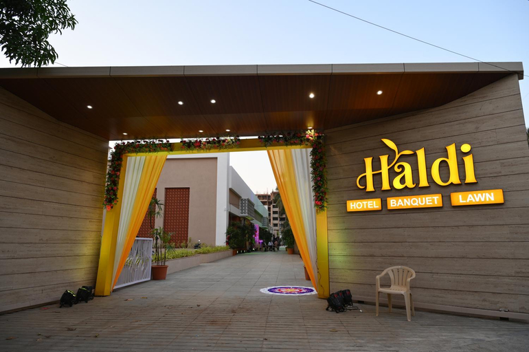 Food & Drinks, Hotel Haldi, Nashik