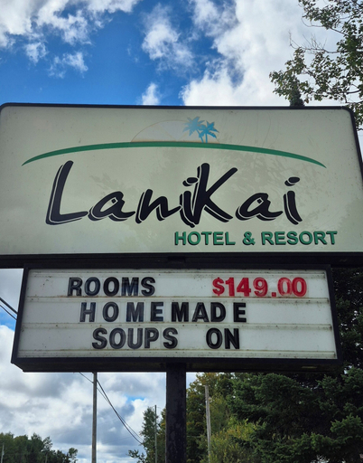 Front of property 4, LaniKai Hotel & Restaurant, Algoma