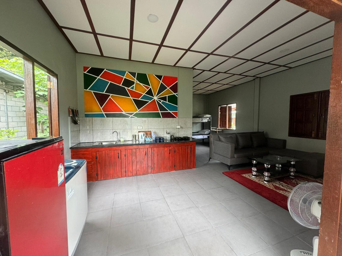 Private kitchenette, kiwi villas 1, Vangvieng