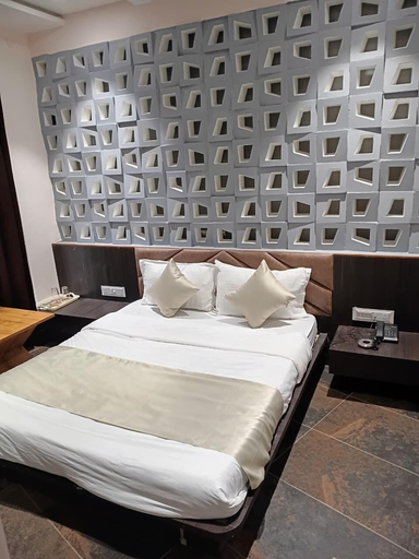 Room 3, HOTEL SHYAM VILLA, Ahmadabad