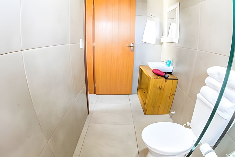 Bathroom 3, Java Bangalôs, Imbituba