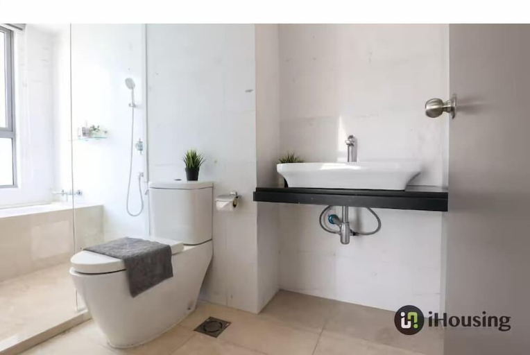 Bathroom 2, Silverscape Executive Melaka by I Housing, Malacca City