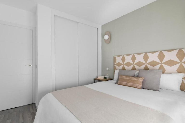 Bedroom 3, Cool Apartments by Olala Homes, Madrid