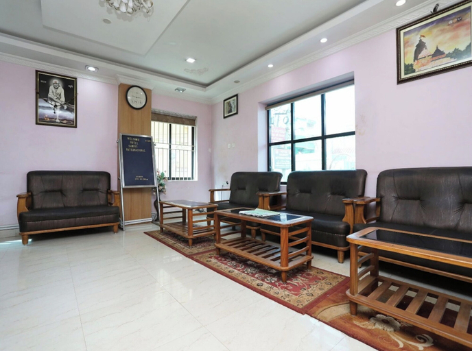 Lobby sitting area, Hotel Sam-bit International Puri, Puri
