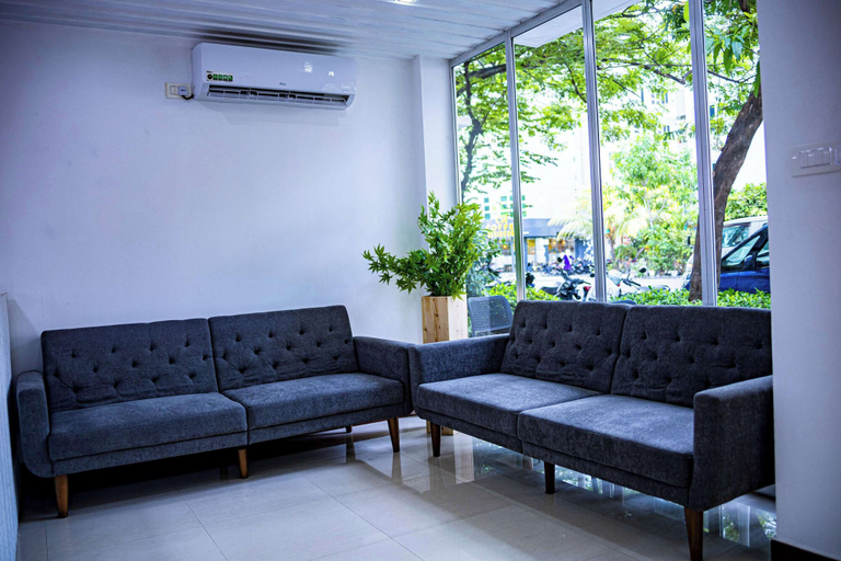Reception 2, Terminal 27, Malé