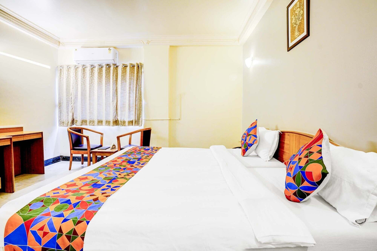Room 5, Fabhotel Ratna Regency, Pune