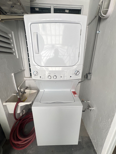 Laundry, Ocean Park 3BD/2BA/Pool/Walk to beach @Portocafe