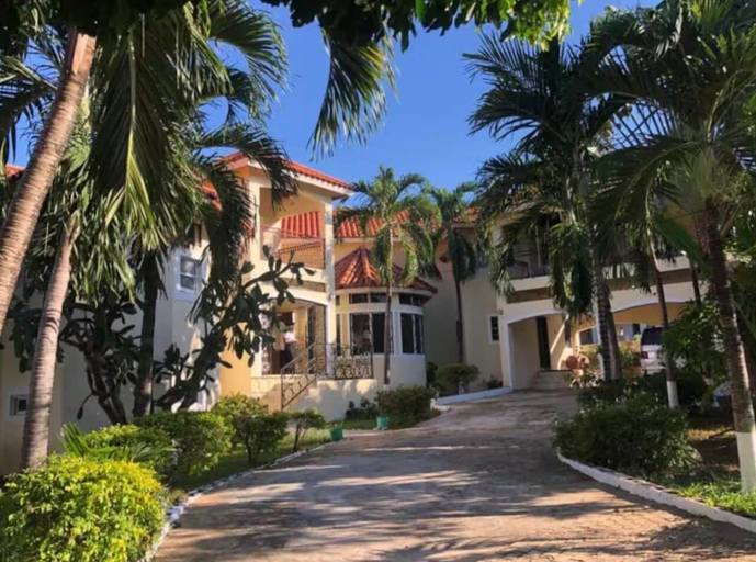 Exterior 4, Euphoria at Paradisiac Beach Club