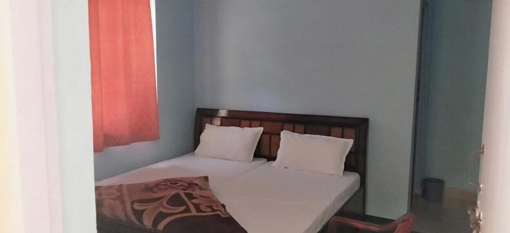 Room 3, Hotel Dev Darshan & Restaurant, Uttarkashi